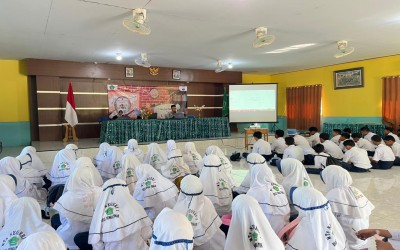Cetak Pemimpin Muda Berintegritas dan Berakhlak Mulia, MTsN 1 HST Gelar LDKS Calon Pengurus OSIS